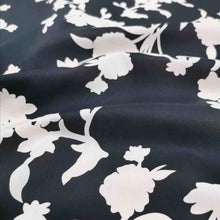 Load image into Gallery viewer, 100% Cotton, Black Widow - 1/4 metre