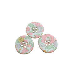 Load image into Gallery viewer, Liberty Tana Lawn Buttons, Betsy Ann H, 22mm 10 pack, for sale at Minerva&#39;s Bower