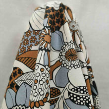 Load image into Gallery viewer, 100% Cotton Poplin, 70s Floral, Brown - 1/4 metre