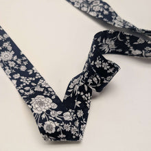 Load image into Gallery viewer, Liberty_25mm Bias_Tape Summer Blooms A, for sale at Minerva's Bower