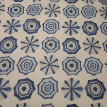 Load image into Gallery viewer, Flat lay of 100% Linen, Ombrelloni - for sale at Minerva's Bower