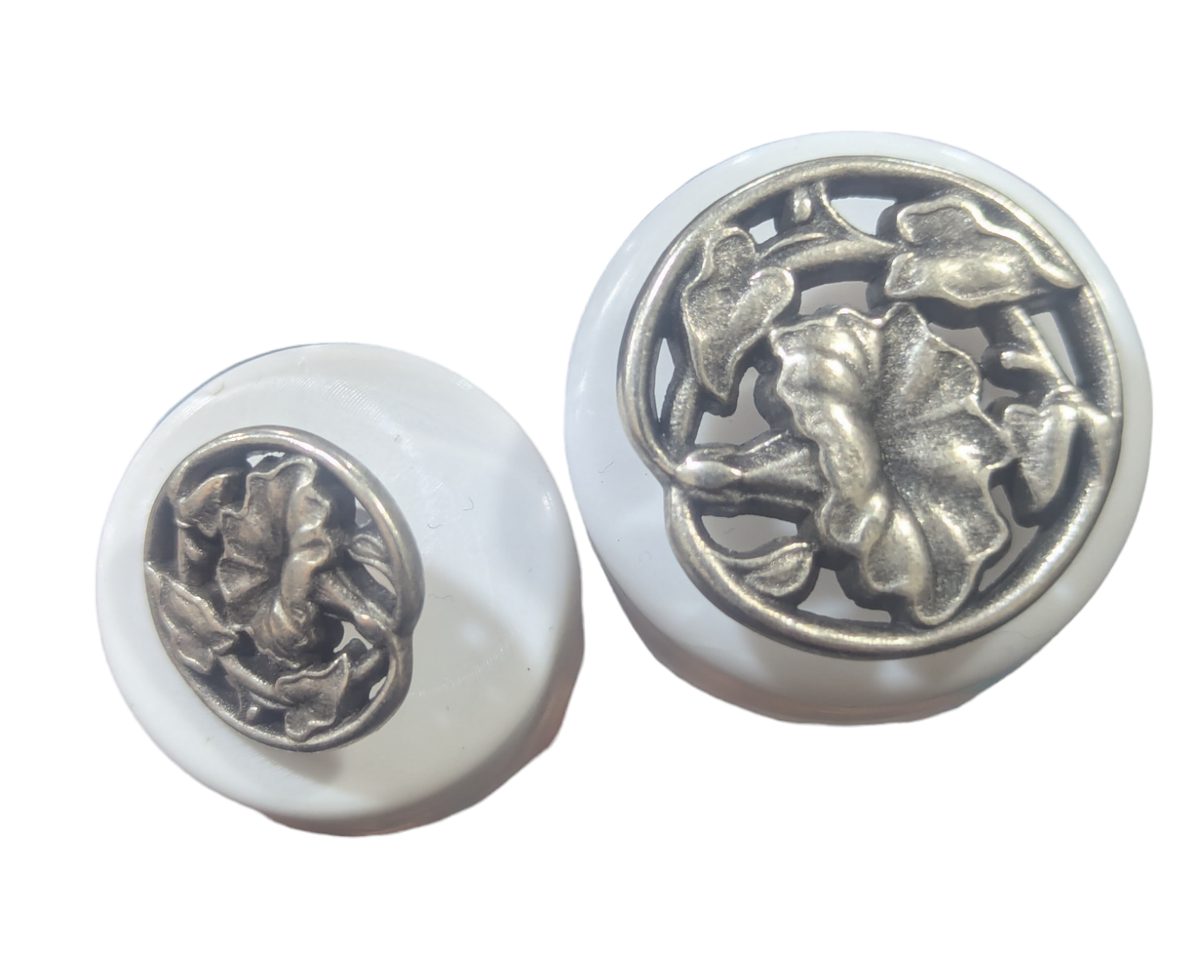 Silver Metal Nouveau Floral Button, Small a|Minervas Bower – Minerva's ...