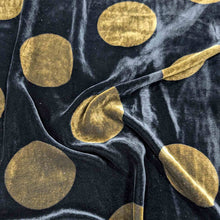 Load image into Gallery viewer, Flat drape of Silk Velvet, Orb, for sale at Minerva&#39;s Bower