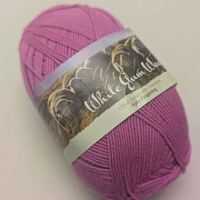 Load image into Gallery viewer, White_Gum_4_ply_Fingering_Merino_Peachberry - for sale at Minerva's Bower 