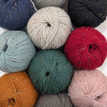 Load image into Gallery viewer, Merino Fleck 8ply