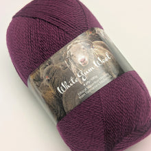 Load image into Gallery viewer, White Gum 4 ply Fingering Merino