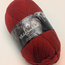 Load image into Gallery viewer, White Gum 4 ply Fingering Merino