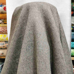 Bruzio 45% Wool 55% Recylced Fibres, Silver Fox  - 1/4 metre