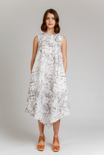 Load image into Gallery viewer, Megan Nielsen Floreat Dress and Top