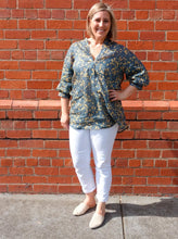 Load image into Gallery viewer, Style Arc Kent Tunic - sizes 10 to 22