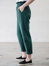 Load image into Gallery viewer, Style Arc Barry Woven Pant - sizes 18 to 30