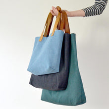Load image into Gallery viewer, Pattern Fantastique Genoa Tote