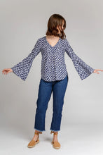 Load image into Gallery viewer, Megan Nielsen Dove Blouse Pattern