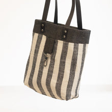 Load image into Gallery viewer, Pattern Fantastique Genoa Tote